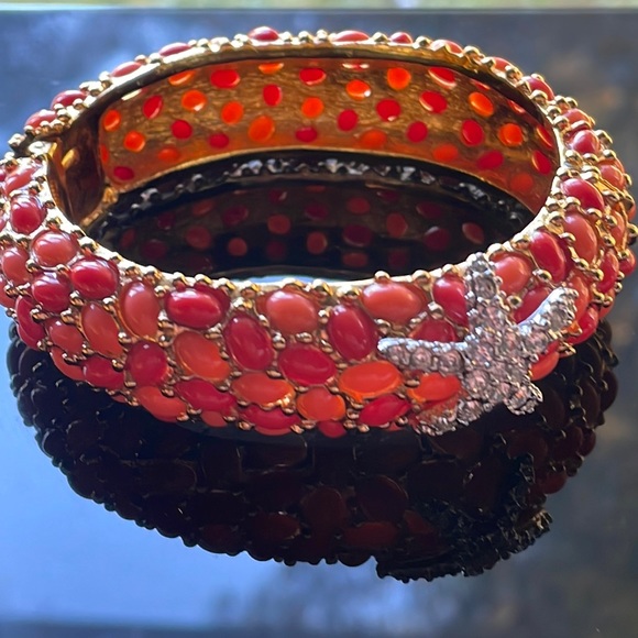 Kenneth Jay Lane Jewelry - KENNETH JAY LANE Signed Starfish Bracelet